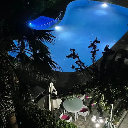 Apartmán Belka Golf Delux Poolside