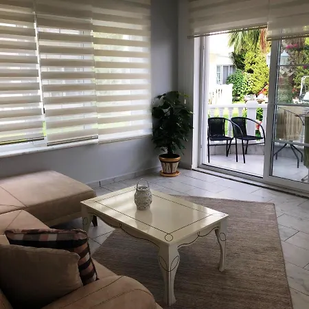 Apartment Belka Golf Delux Poolside