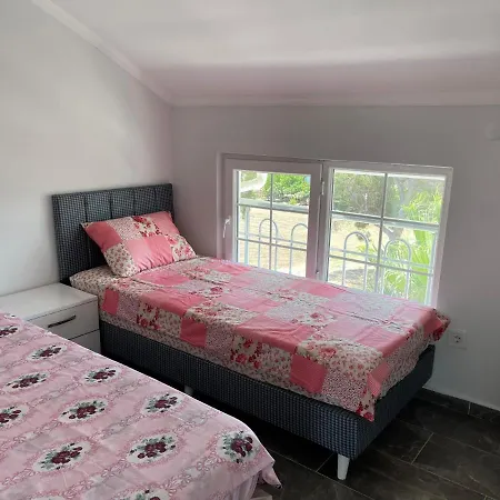 Apartment Belka Golf Delux Poolside