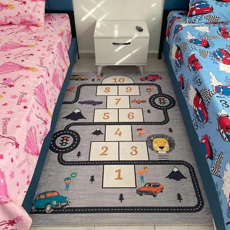 Belka Golf Delux Poolside