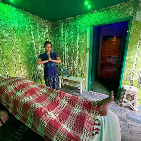 Belka Golf Delux Poolside Μπέλεκ