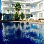 Apartamento Belka Golf Delux Poolside Belek